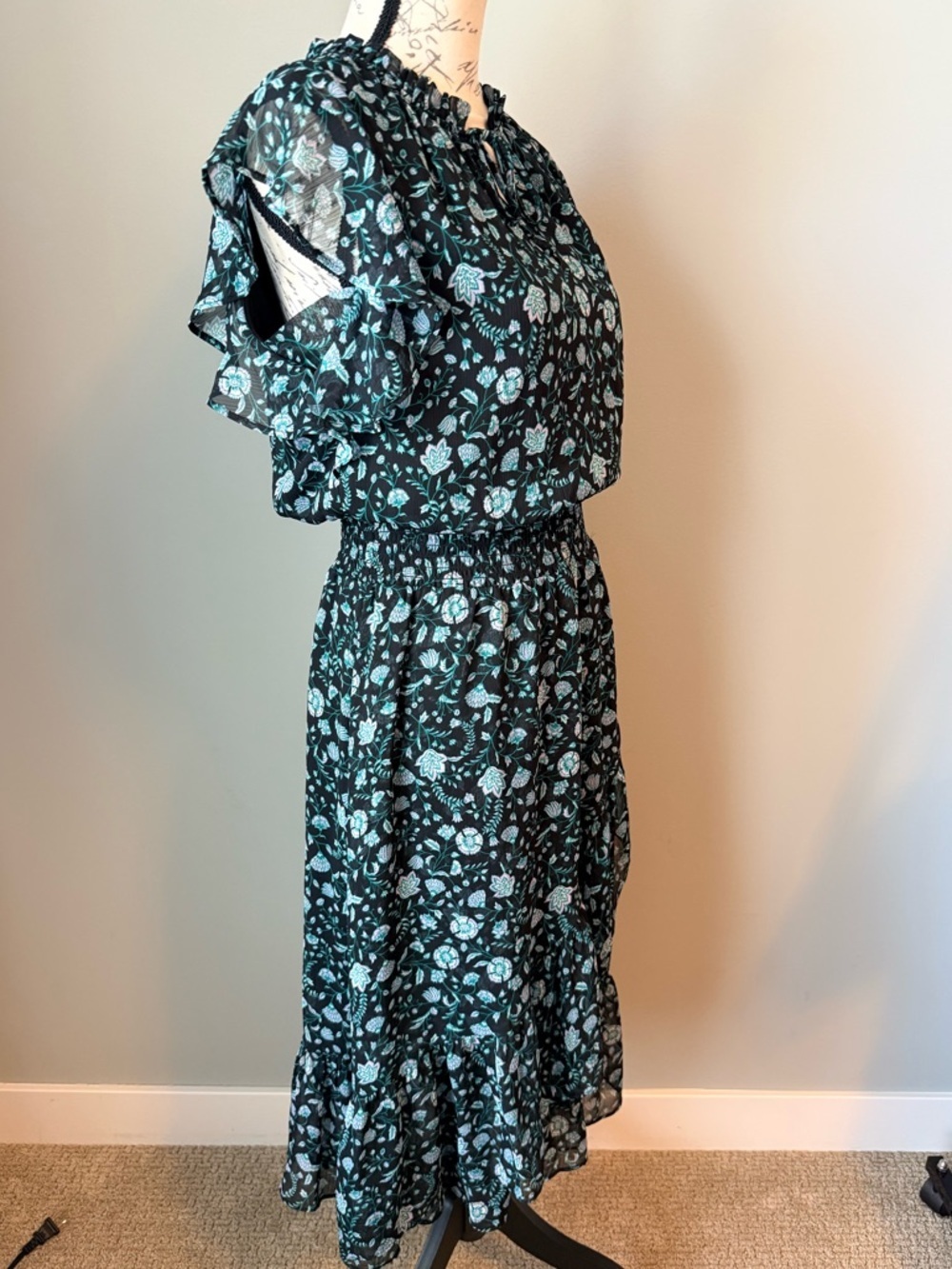 Draper James Floral Ruffle Sleeve Midi Dress Blue Black Cinched Waist Boho Small - Picture 4 of 5